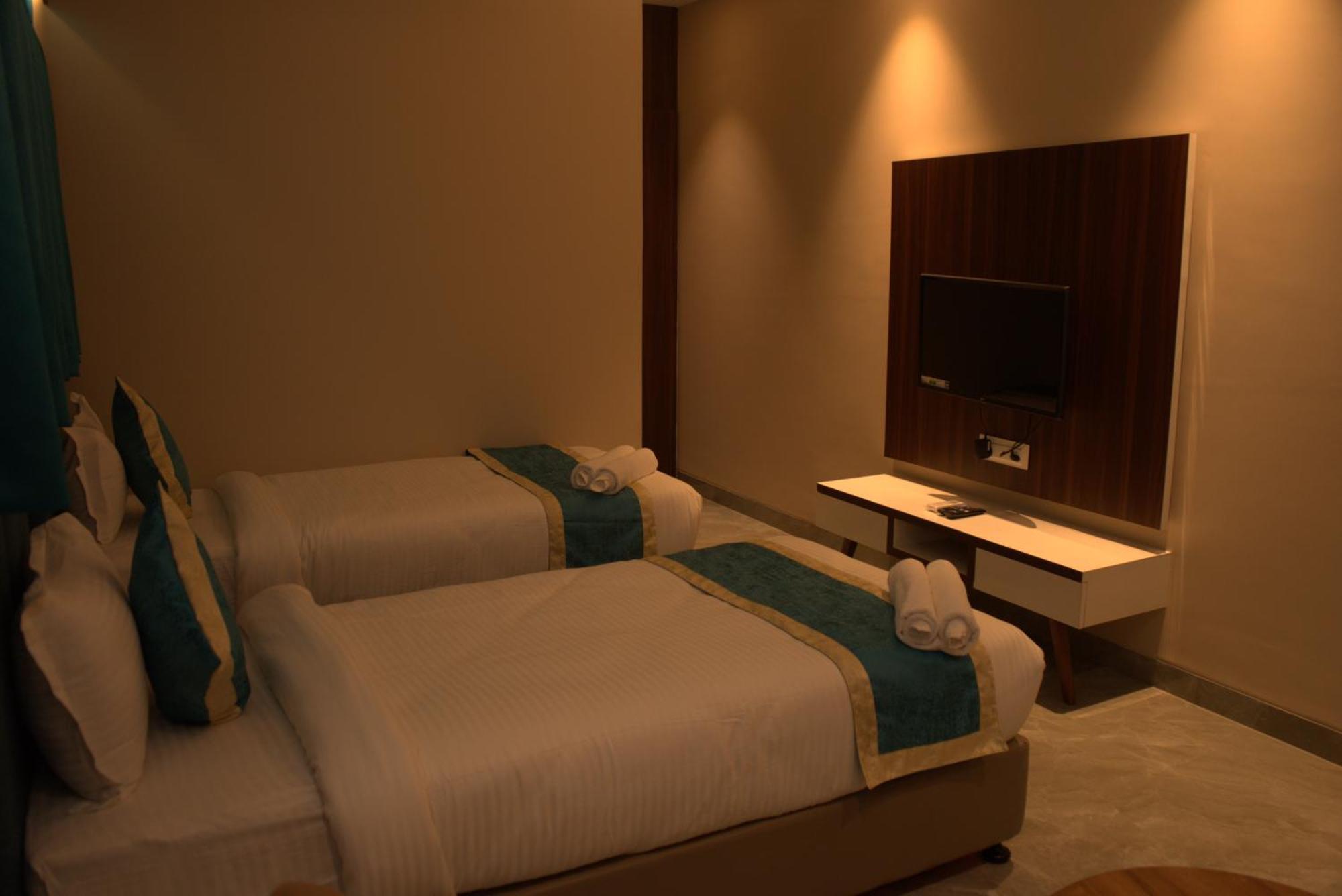 Hotel Tanisha Kishanganj Εξωτερικό φωτογραφία
